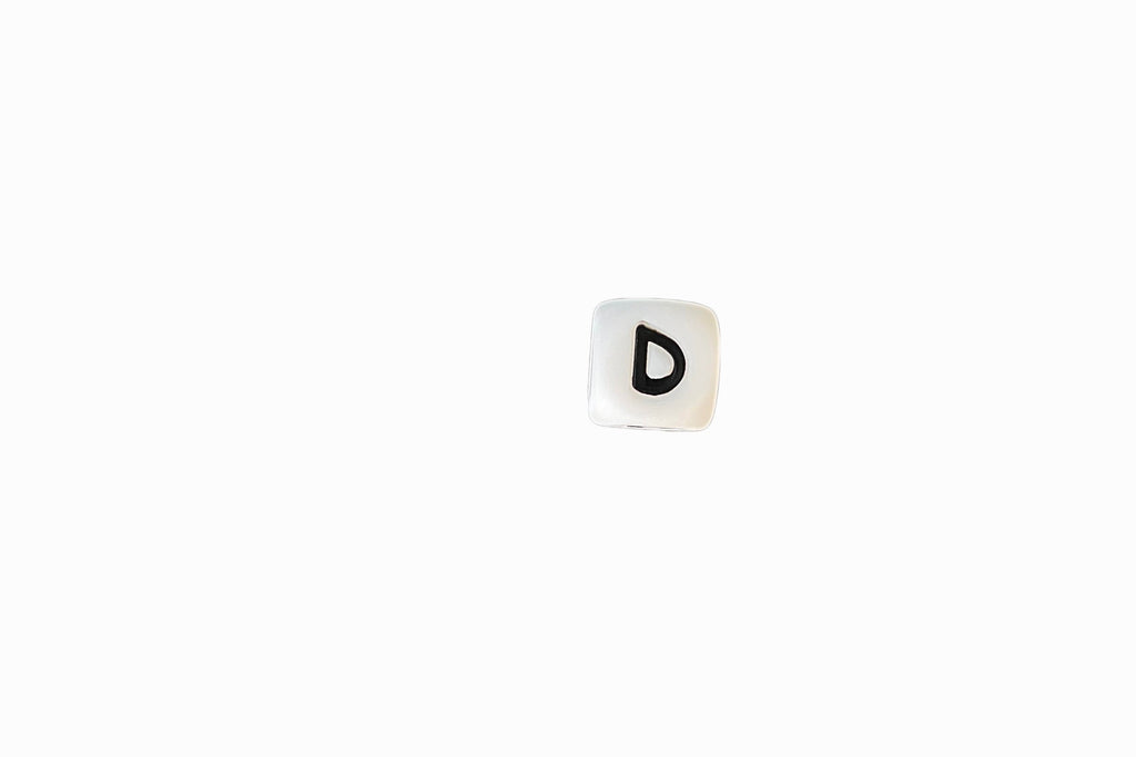 12MM Silicone Letter Beads-D, Silicone Letter Beads Bulk Set for making bracelets, lanyards, necklaces, key chains, pens, school bag pendants, friendship gifts and DIY other crafts.